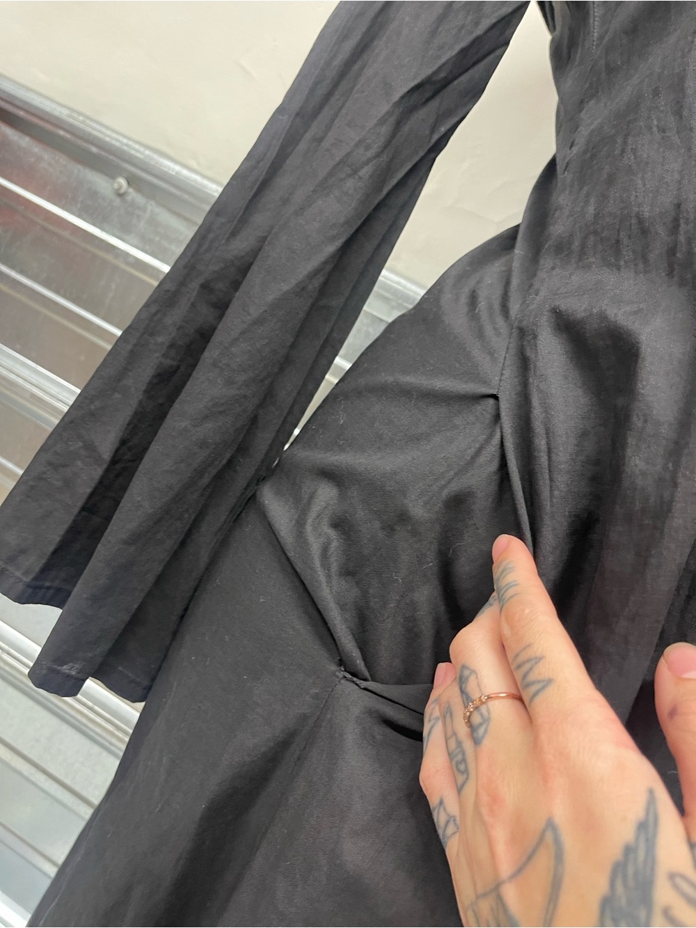 Vintage 1970s Gothic Hooded Cape Cloak Black Medieval Renaissance Fair Vampire - Picture 4 of 16